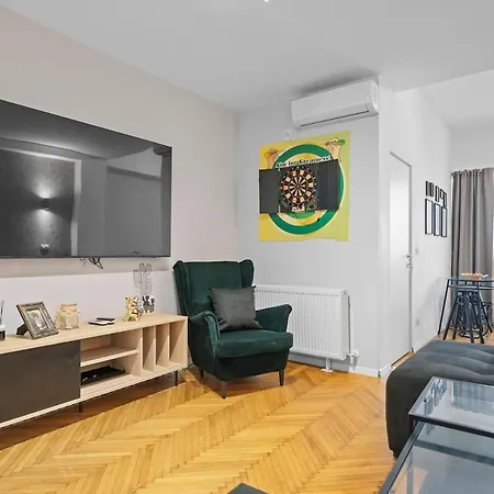 Urban Collective Retreat Bucarest