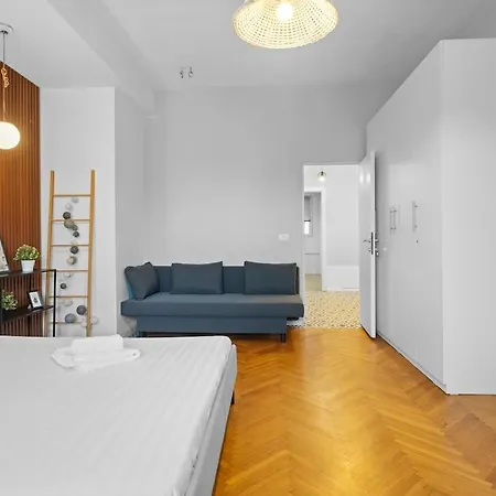 Urban Collective Retreat * Bukarest