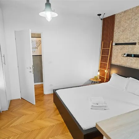 Apartamento Urban Collective Retreat