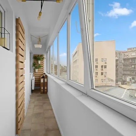 Urban Collective Retreat Bucarest